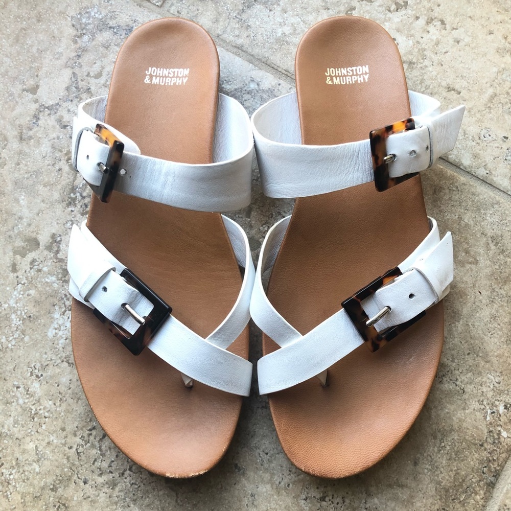 Johnston & Murphy Jill White Open Toe Flat Sandal